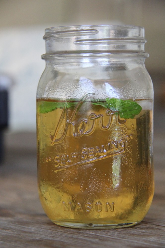mint tea in Kerr mason jar